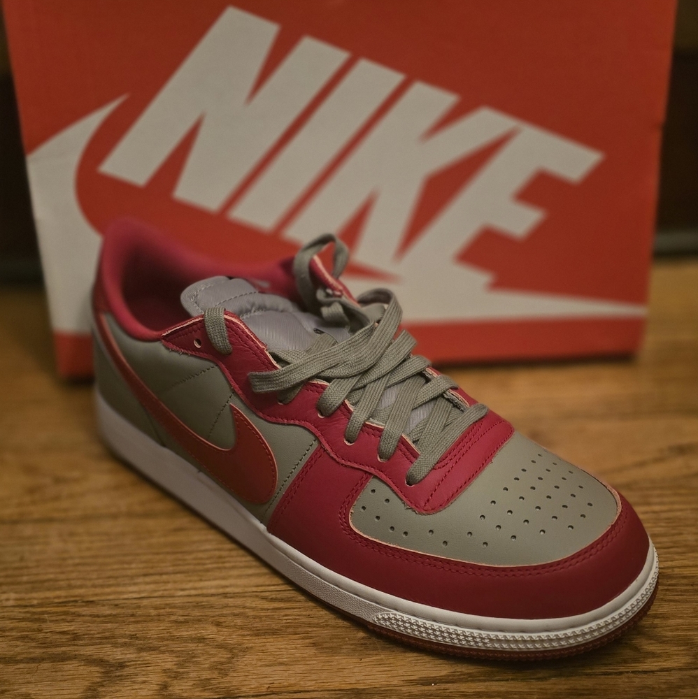 Nike Terminator - Picture 1 of 7
